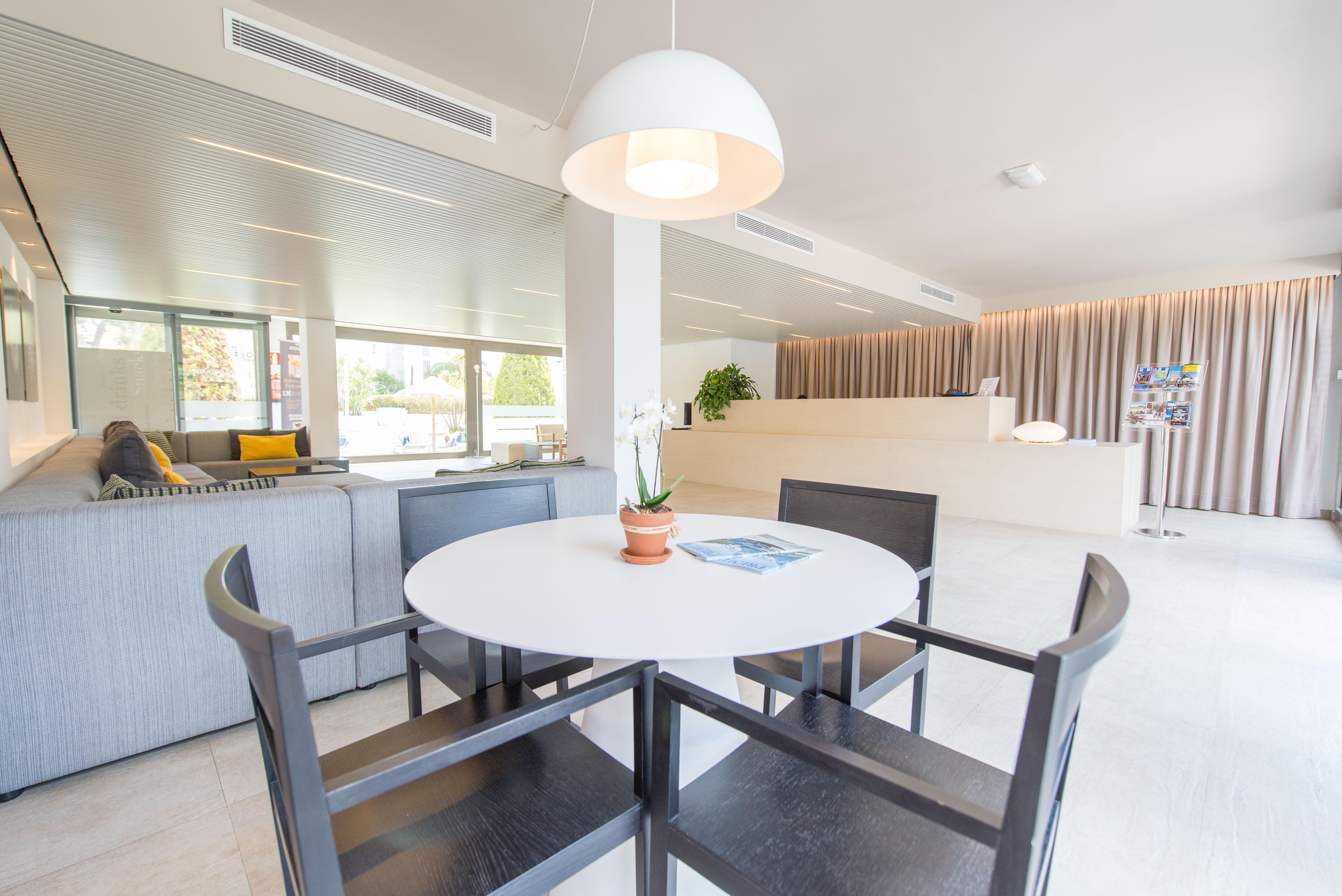 Atenea Park Suites & Apartments Vilanova i la Geltru Luaran gambar