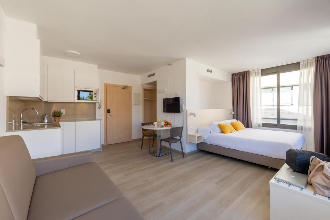 Atenea Park Suites & Apartments Vilanova i la Geltru Luaran gambar