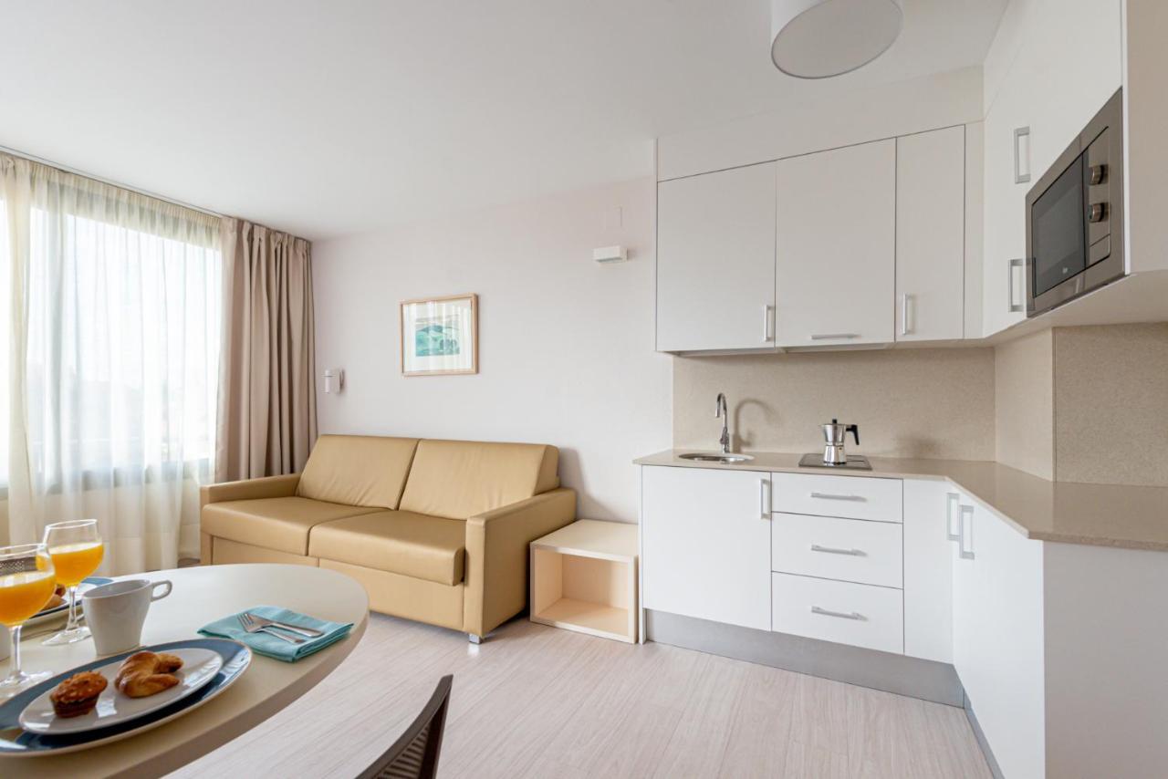 Atenea Park Suites & Apartments Vilanova i la Geltru Luaran gambar